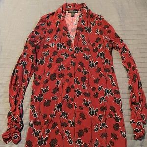 A Pea in the Pod maternity blouse size medium